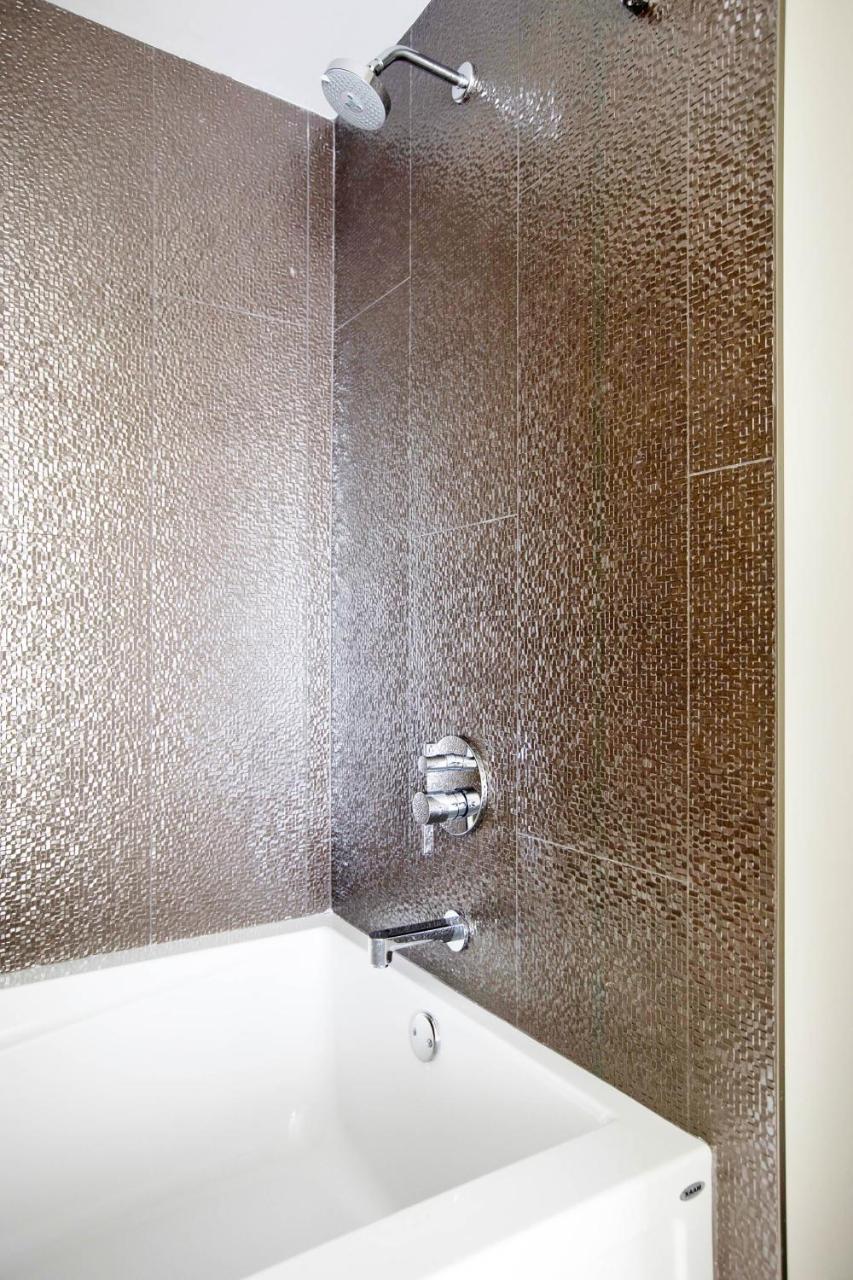 ניו אורלינס Deluxe Canal Street Suites By Sonder מראה חיצוני תמונה